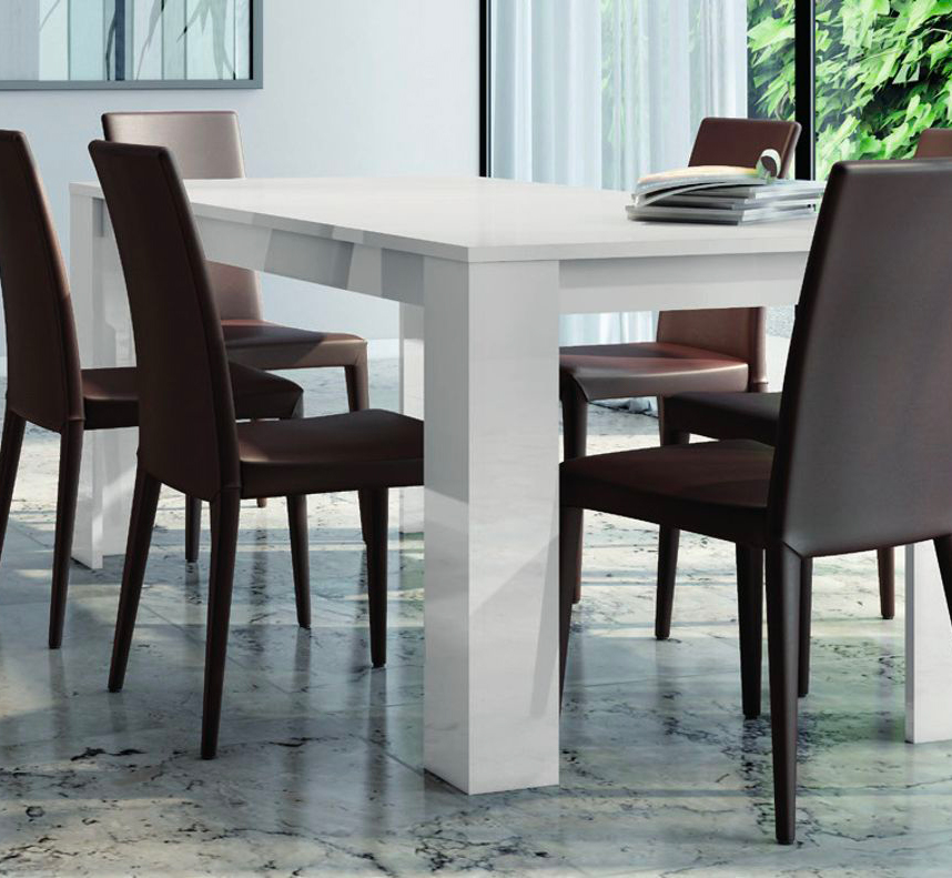 Tavoli e sedie Tavoli e sedie